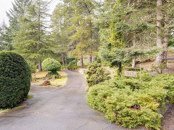 3rd image of 913 Gade Rd