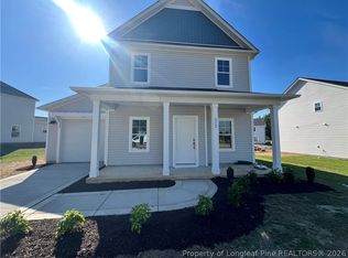 512 Bartley St, Vass, NC 28394