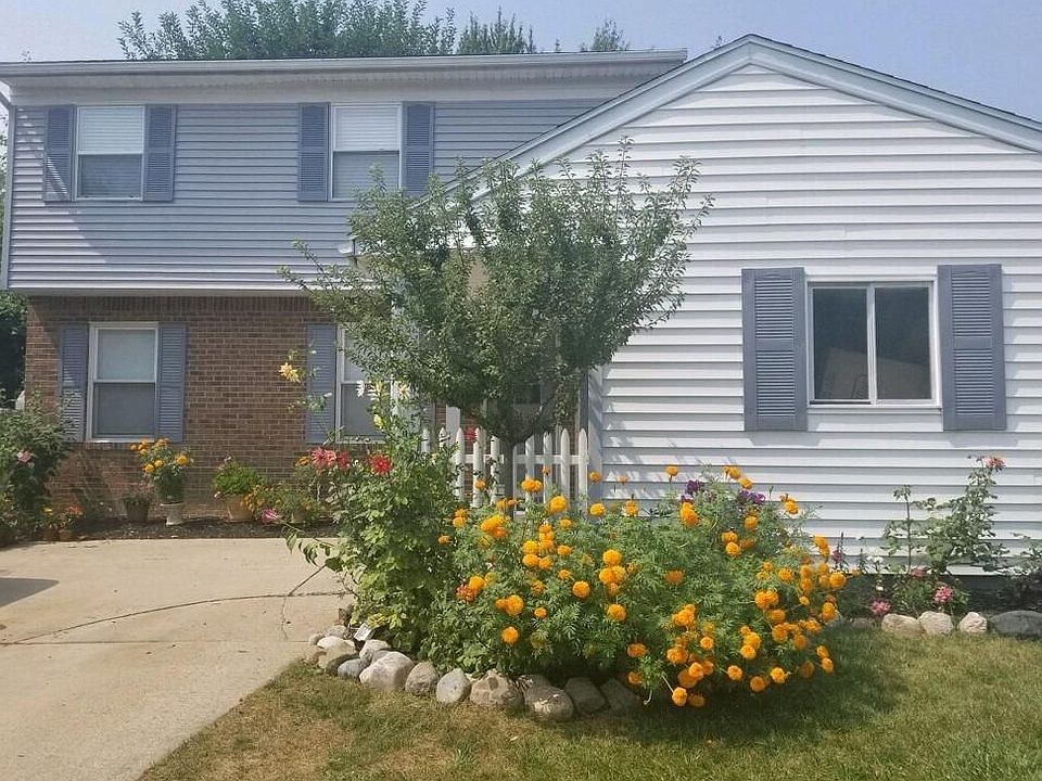 1st image of 5698 Big Pine Dr