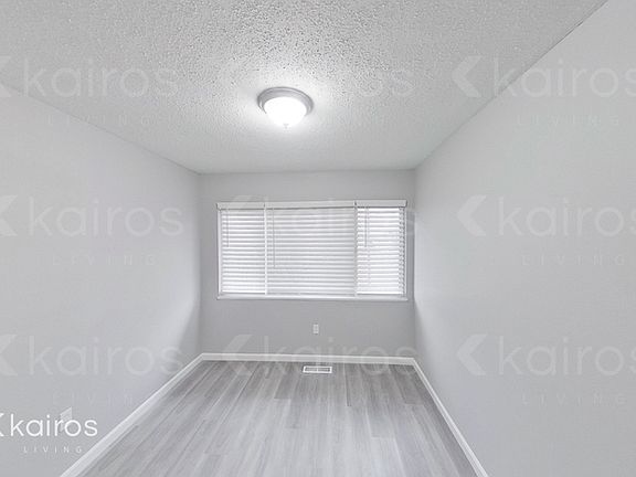 5th image of 2680 Steeplechase Ln
