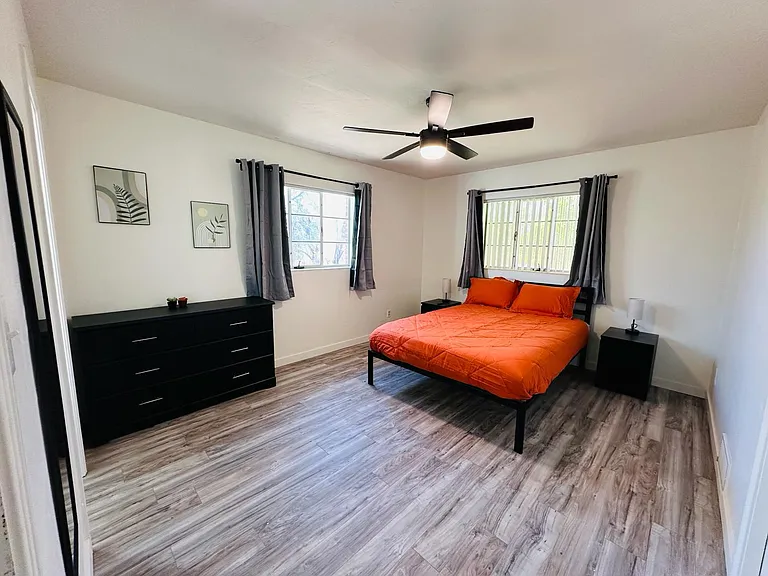 3010 E Copper St — Photo 19
