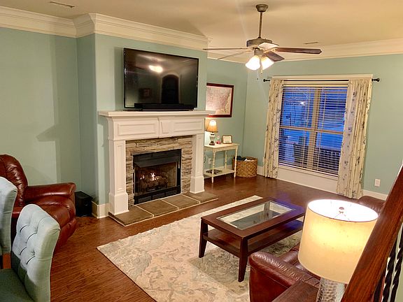 4th image of 10 Nandina Ln SW