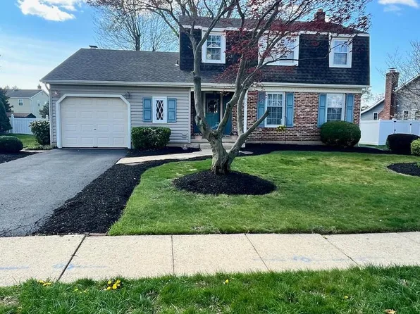 832 Cotswold Rd, Somerdale, NJ 08083
