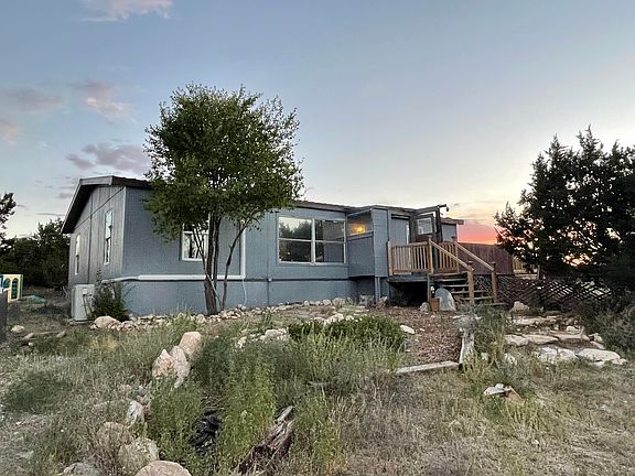 4th image of 200 Skyline Dr