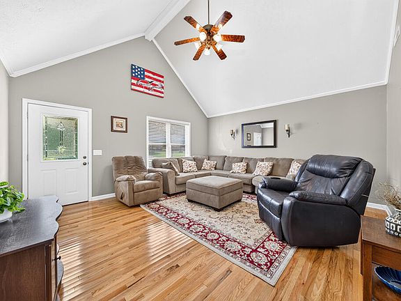3rd image of 351 Hailey Ridge Ln