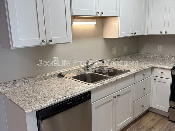 3rd image of 8444 Chisholm Rd