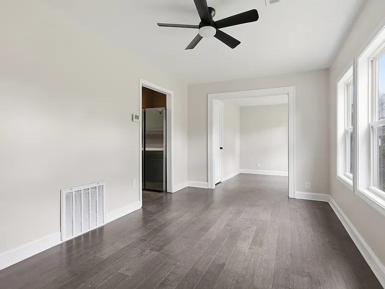 5508 Maple St — Photo 8