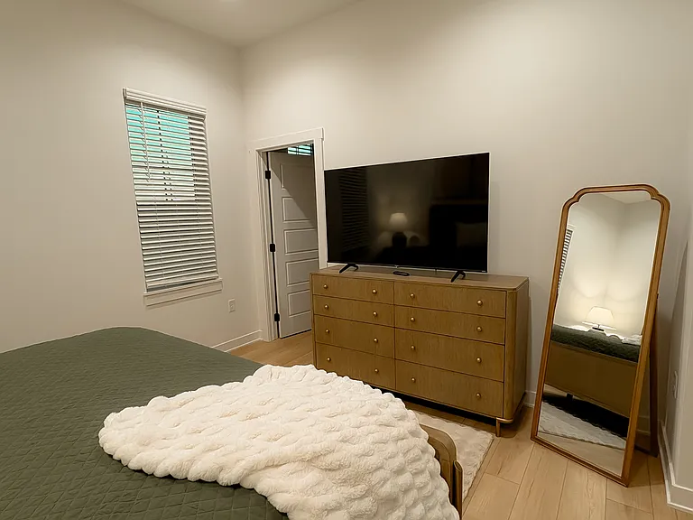 1204 SW Franklin Ln — Photo 64