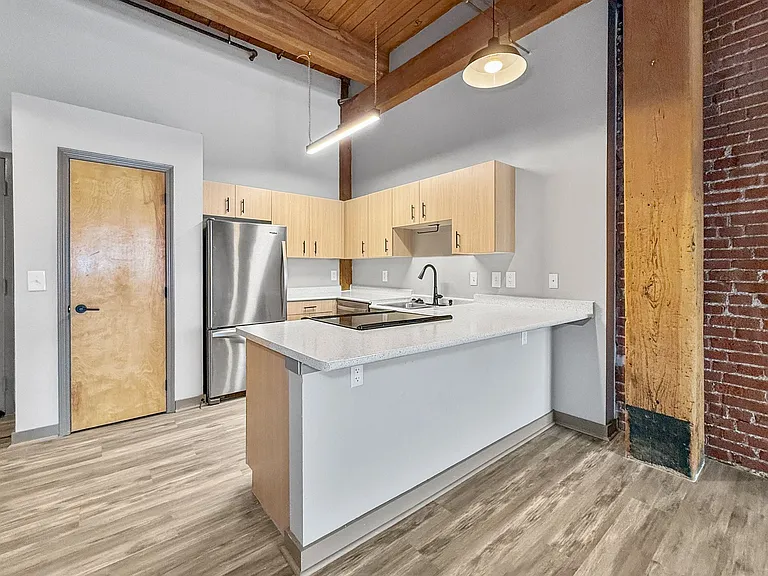 Emery Lofts — Photo 11
