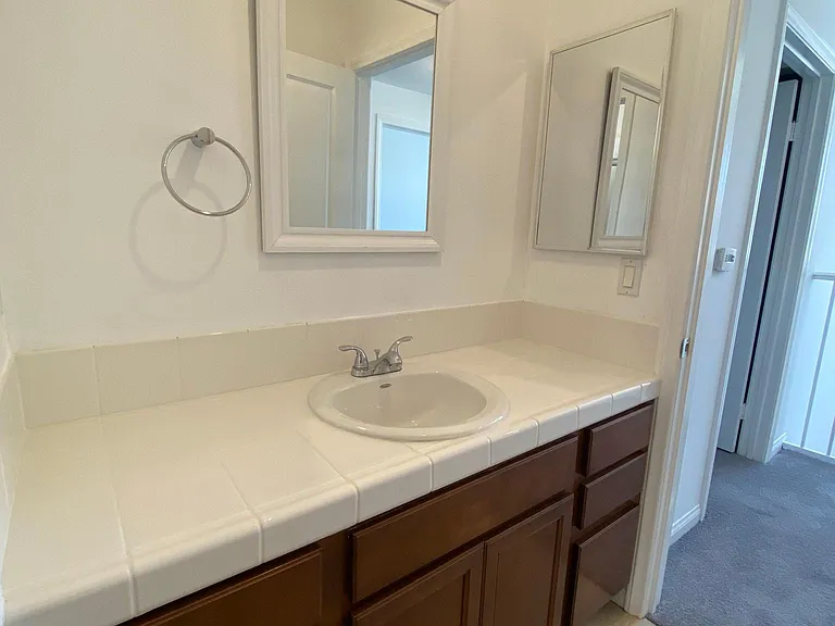 9731 Vesper Ave #9 — Photo 23