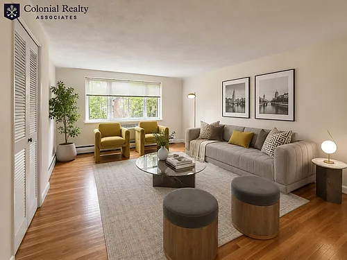 205 Kent St Photo 1