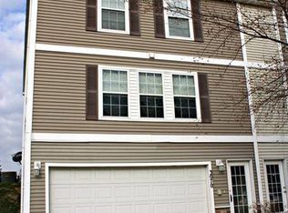 3070 SW Sharmin Ln, Ankeny, IA 50023