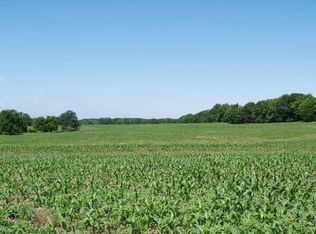 Iris Lane, Marshall, MO 65340