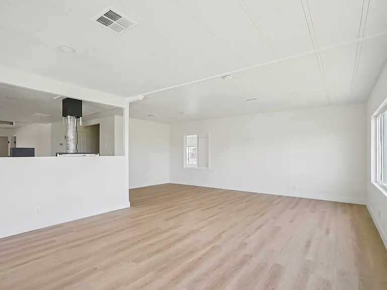 33423 Barcelona Dr — Photo 28