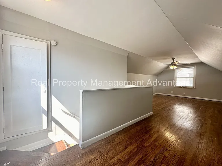 18731 Meier St — Photo 10