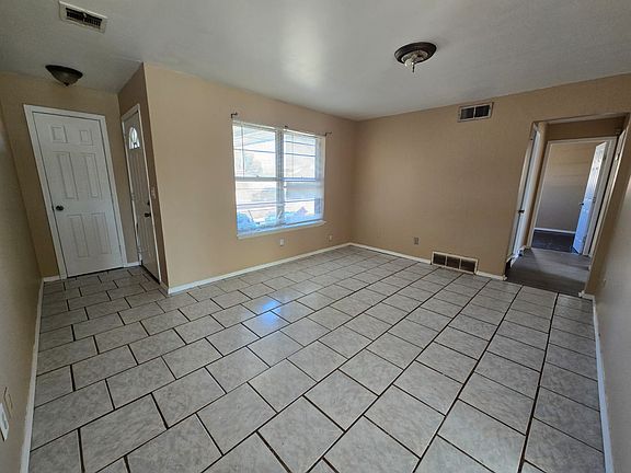 3rd image of 1212 SW 64th St