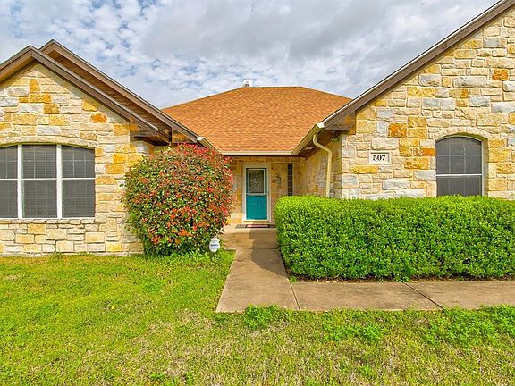 3rd image of 507 Sunset Acres Ct