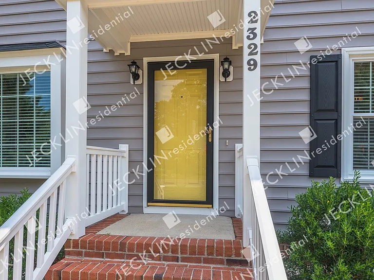 2329 Horsley Dr — Photo 8