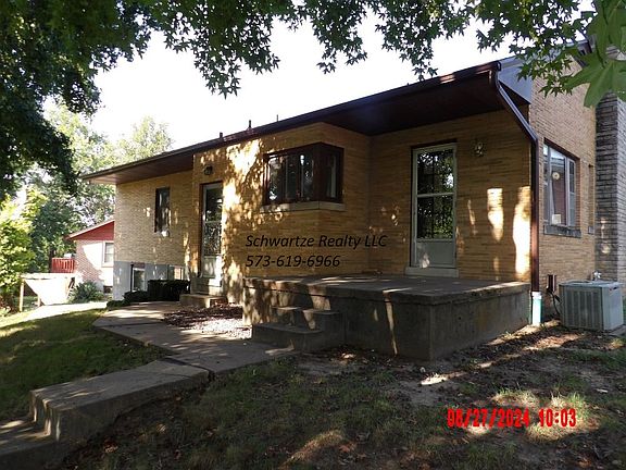 5th image of 211 Donald Ave