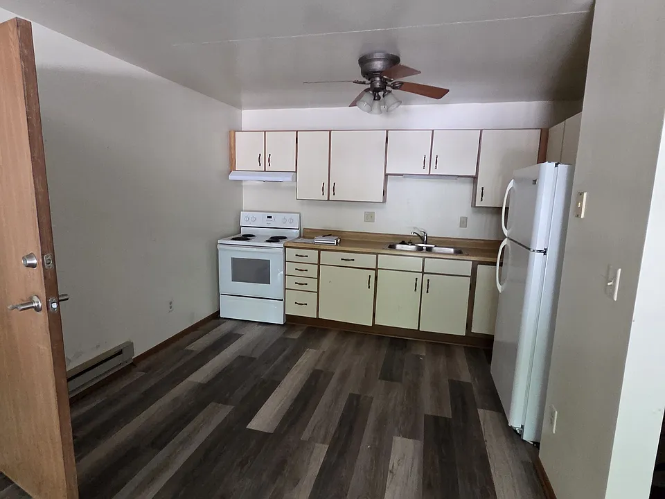 665 Foxtree Cir #2