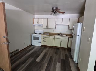 665 Foxtree Cir #2, Burlington, WI 53105