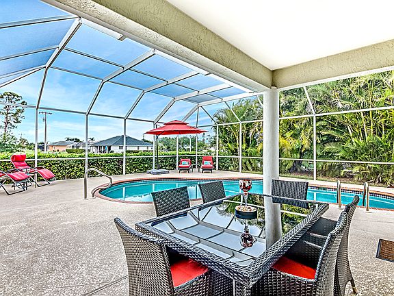 3rd image of 608 Mirror Lakes Falls Ct