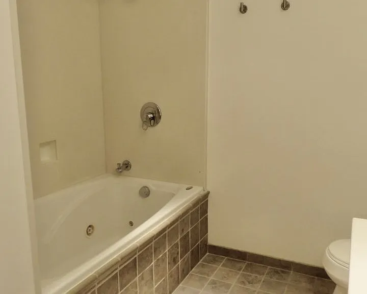 840 Wisconsin St — Photo 17