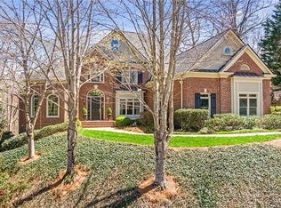 575 Fawn Glen Ct, Roswell, GA 30075