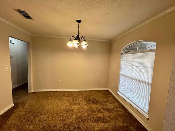 3rd image of 4812 La Casa Cir