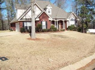 151 Harrison Hill Ct, Deatsville, AL 36022