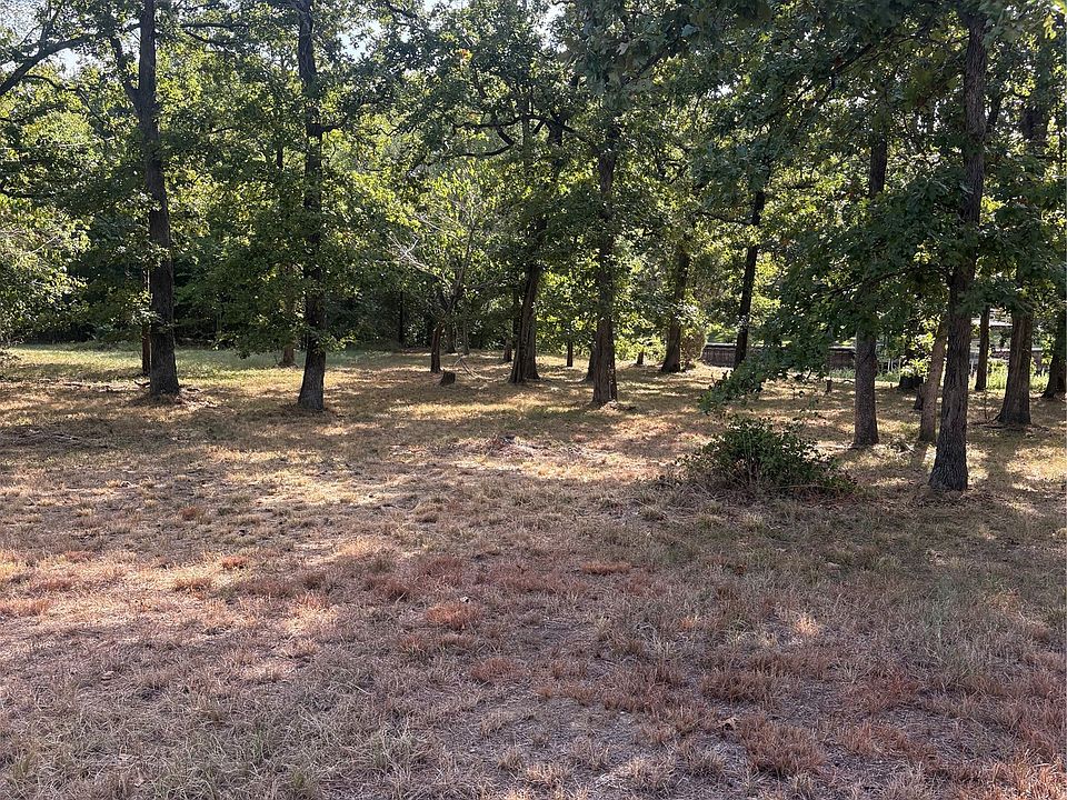 2nd image of 360 Buena Vis