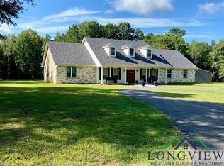 930 Old Town Rd, Marshall, TX 75672