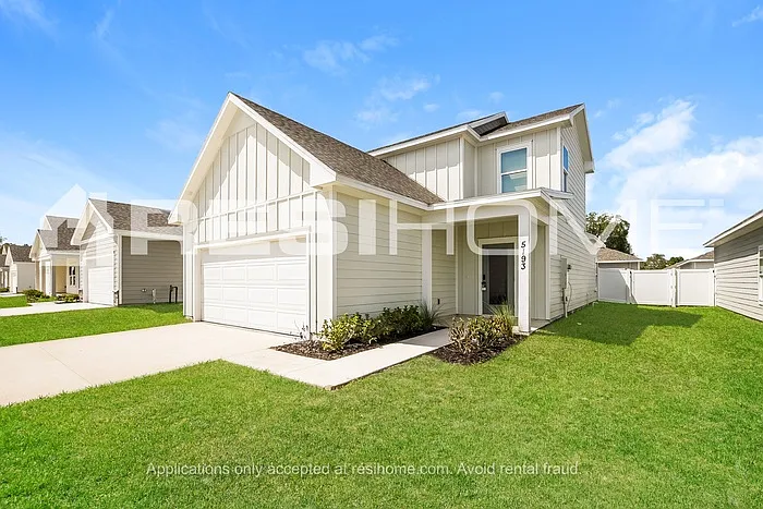 3 bed, 2.5 bath, 1655 sqft, $2,255 — Photo 1
