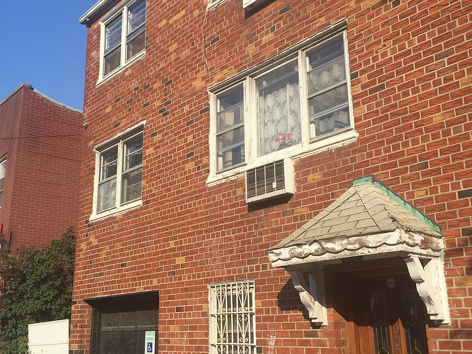1st image of 9030 Corona Ave #0