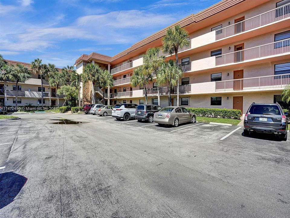 1st image of 4975 E Sabal Palm Blvd APT 106