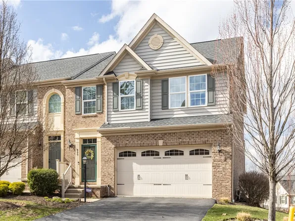 800 Whitney Dr, Wexford, PA 15090