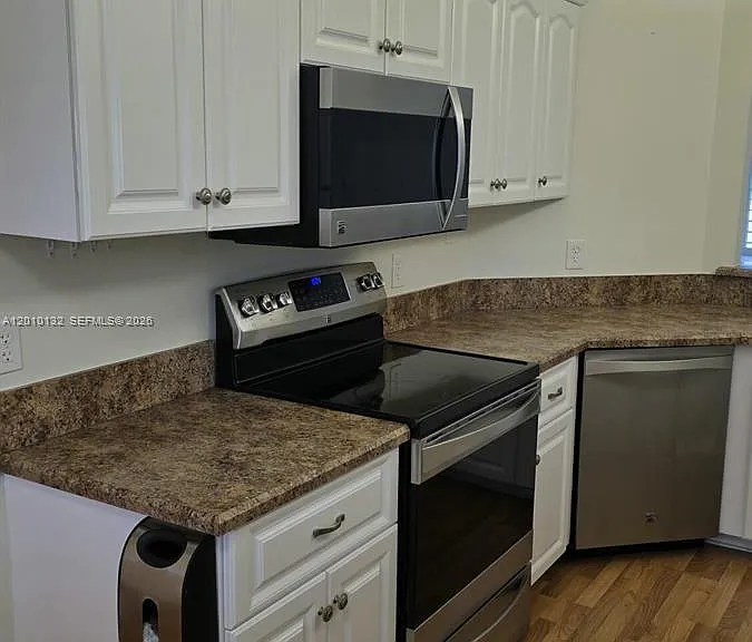 23305 Barwood Ln N #207 — Photo 11