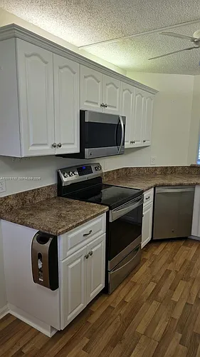 23305 Barwood Ln N #207 Photo 1