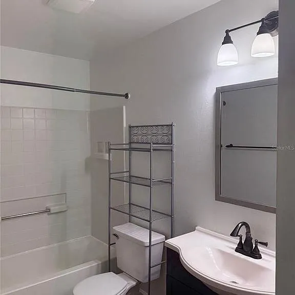 3827 Bay Club Cir #103 — Photo 16