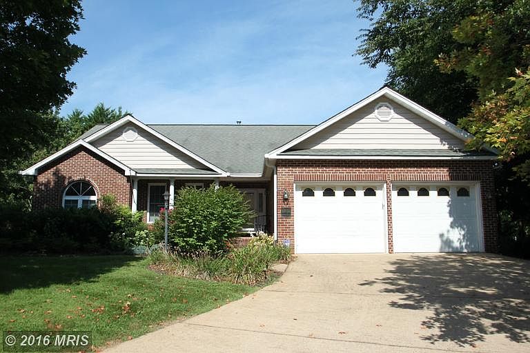 1st image of 1800 Stoneybrook Ln