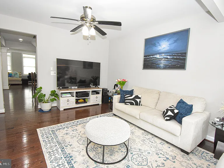 21268 Park Grove Ter — Photo 15