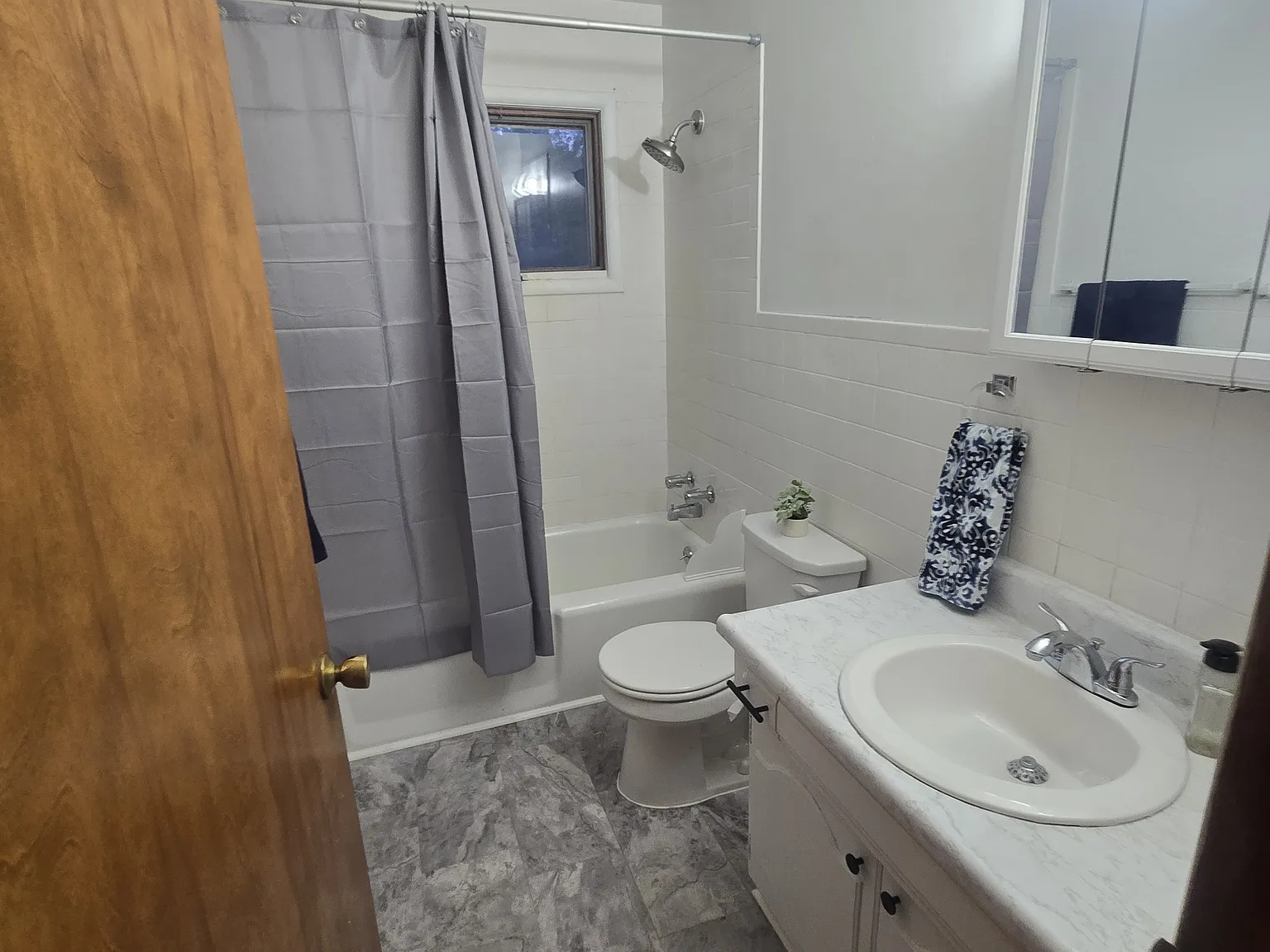 2 bed, 800 sqft, $950 — Photo 4