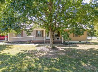 1830 Red Cut Rd, Chatsworth, GA 30705