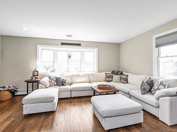 2nd image of 35 Lee Avenue