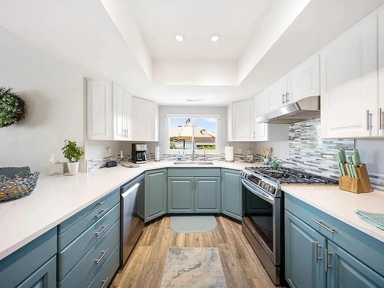 260 W 210 South Cir — Photo 14