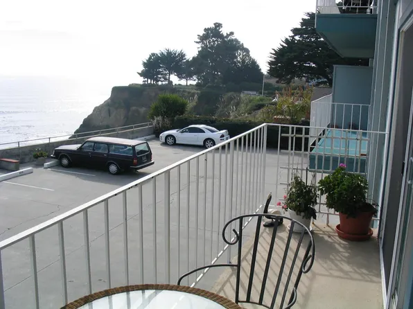 4800 Opal Cliff Dr APT 202, Capitola, CA 95010