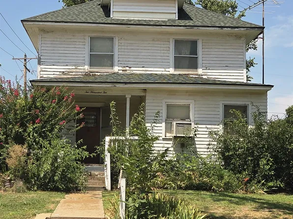 2002 E Elm Ave, Enid, OK 73701