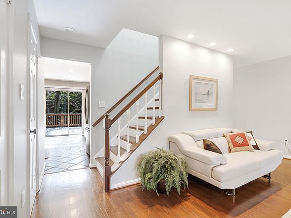 4th image of 12225 Apple Orchard Ct