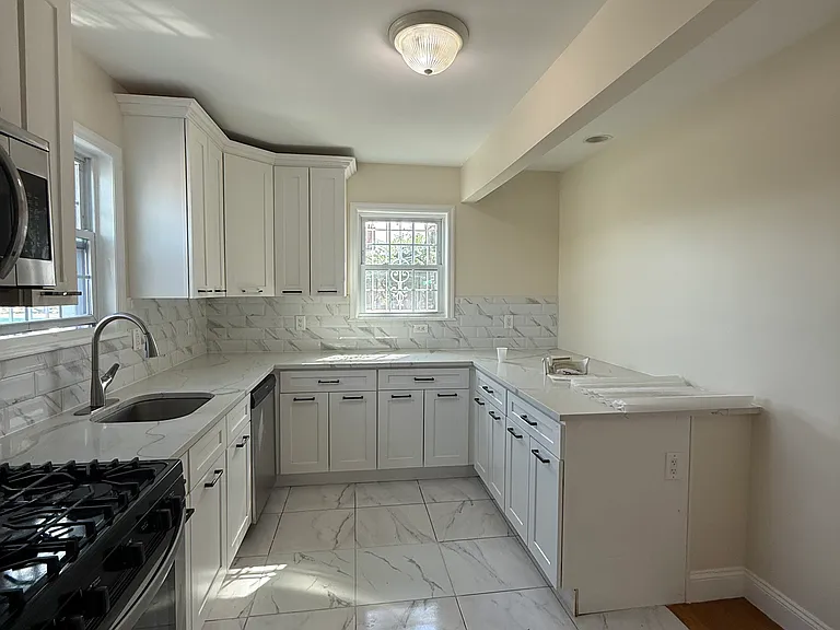 19710 Foothill Ave #1 — Photo 5