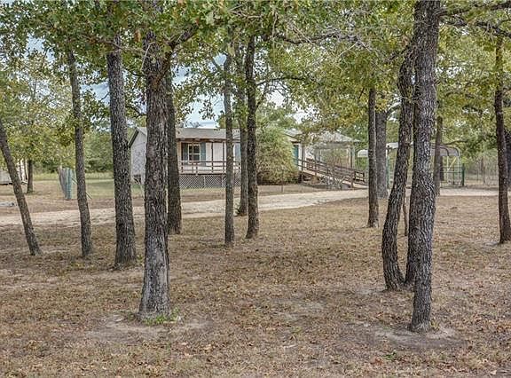 2nd image of 410 McDonald Ln W